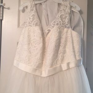 Plus size wedding dress